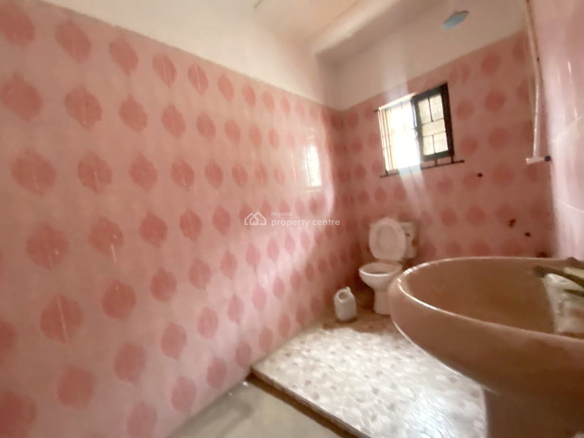 Luxury 3 Bedroom Apartment, Gra Phase 1, Magodo, Lagos, Flat / Apartment for Rent