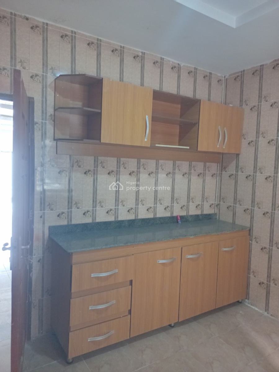 2 Bedroom Flat, Lekki Scheme 2 Estate, Ajah, Lagos, Flat / Apartment for Rent