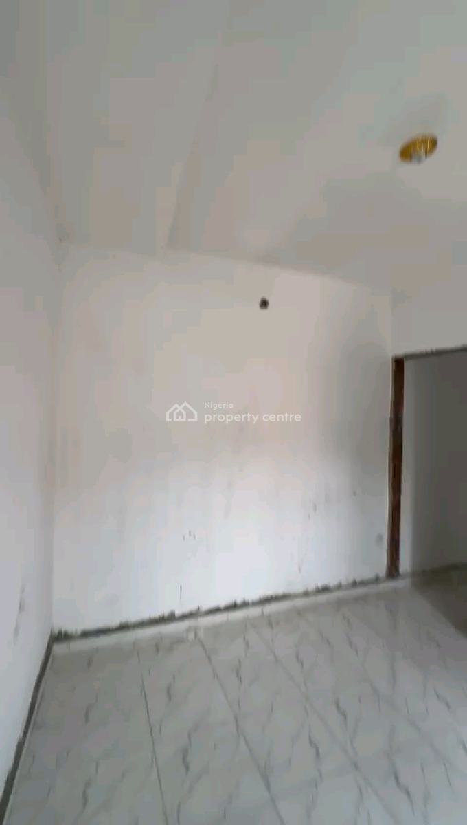 a Decent and Standard Miniflat, Upstairs with 1toilet and Bath, Off Market Street, Shomolu, Lagos, Mini Flat (room and Parlour) for Rent