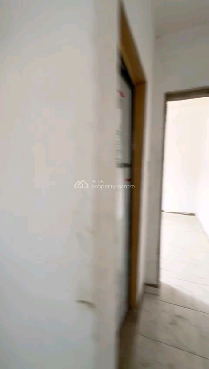 a Decent and Standard Miniflat, Upstairs with 1toilet and Bath, Off Market Street, Shomolu, Lagos, Mini Flat (room and Parlour) for Rent