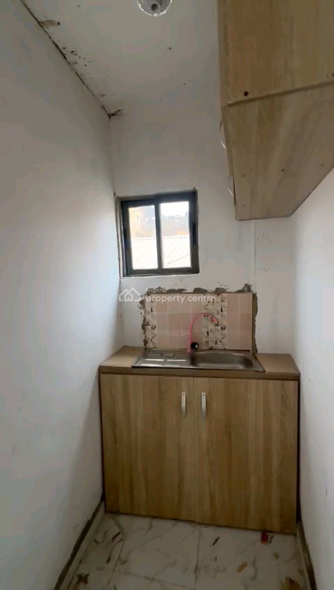 a Decent and Standard Miniflat, Upstairs with 1toilet and Bath, Off Market Street, Shomolu, Lagos, Mini Flat (room and Parlour) for Rent