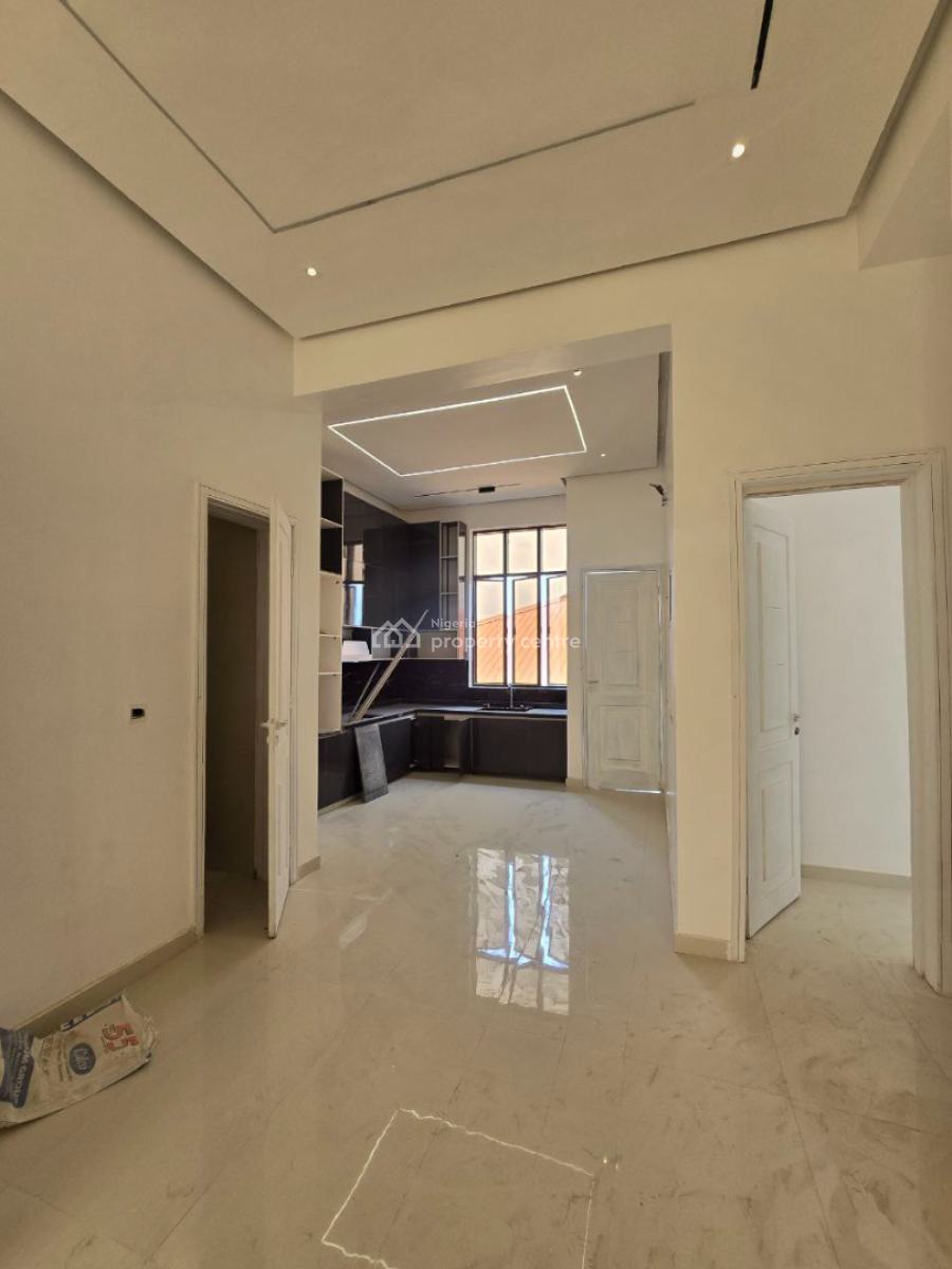 Brand New 3bedroom Apartment with a Room Bq, Lekki Phase 1, Lekki, Lagos, Flat / Apartment for Sale