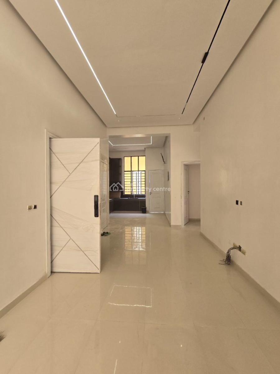 Brand New 3bedroom Apartment with a Room Bq, Lekki Phase 1, Lekki, Lagos, Flat / Apartment for Sale