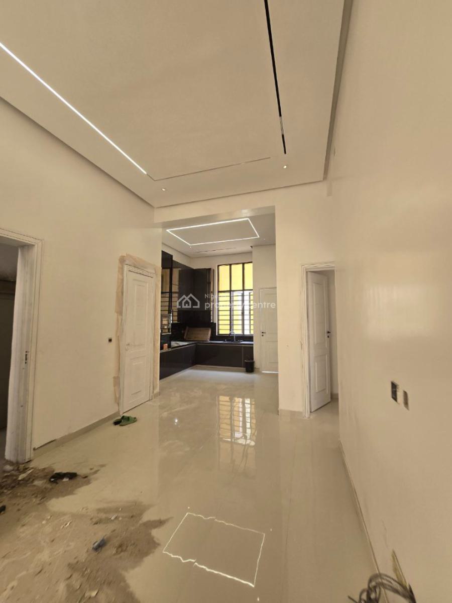 Brand New 3bedroom Apartment with a Room Bq, Lekki Phase 1, Lekki, Lagos, Flat / Apartment for Sale