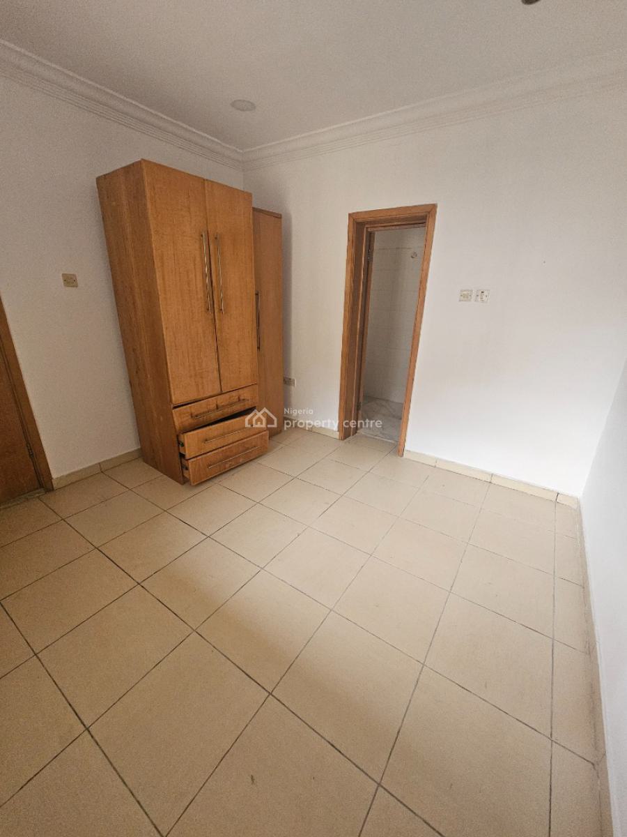 2-bedroom Terrace, Lekki Phase 1, Lekki, Lagos, Terraced Duplex for Rent