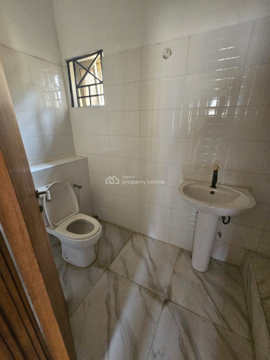 2-bedroom Terrace, Lekki Phase 1, Lekki, Lagos, Terraced Duplex for Rent