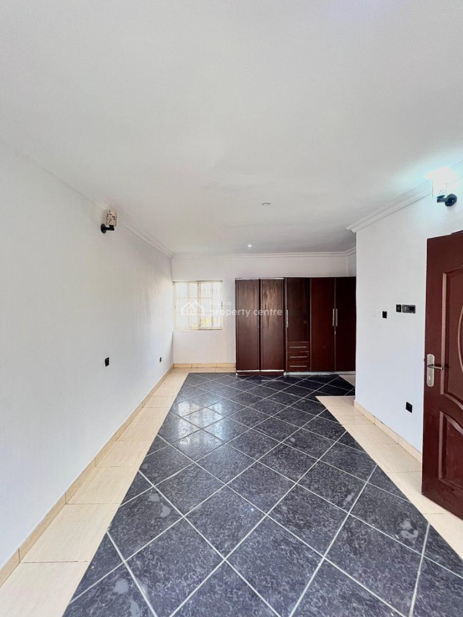 4 Bedroom Terrace with Bq in a Secure Gated Estate., Lekki Phase 1, Lekki, Lagos, Terraced Duplex for Rent