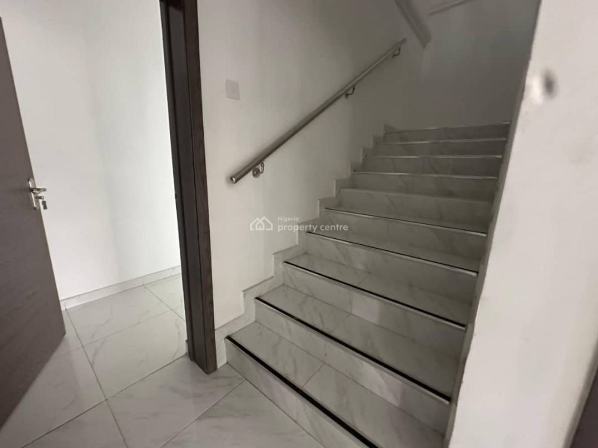 Luxury 4-bedroom Terrace, Monastery Road, Sangotedo., Sangotedo, Ajah, Lagos, Terraced Duplex for Sale