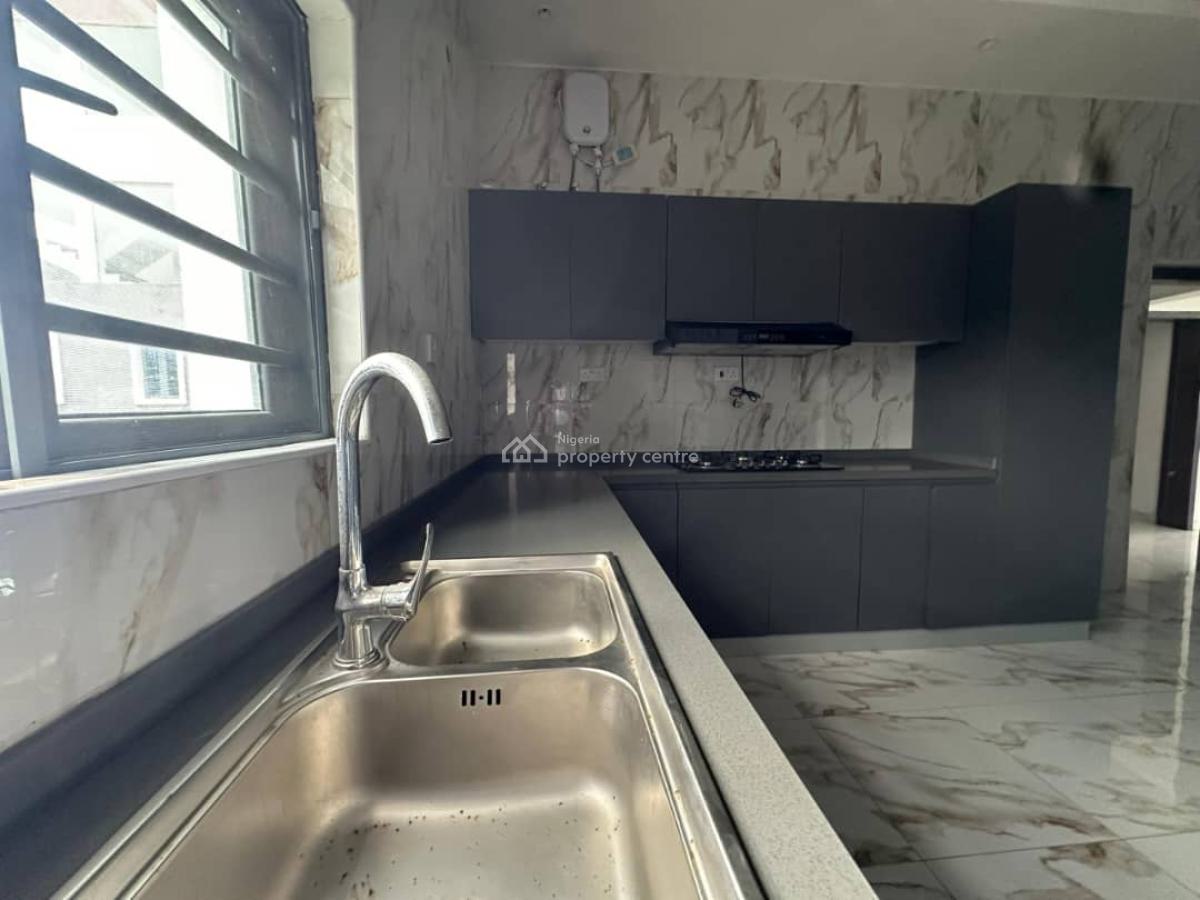 Luxury 4-bedroom Terrace, Monastery Road, Sangotedo., Sangotedo, Ajah, Lagos, Terraced Duplex for Sale