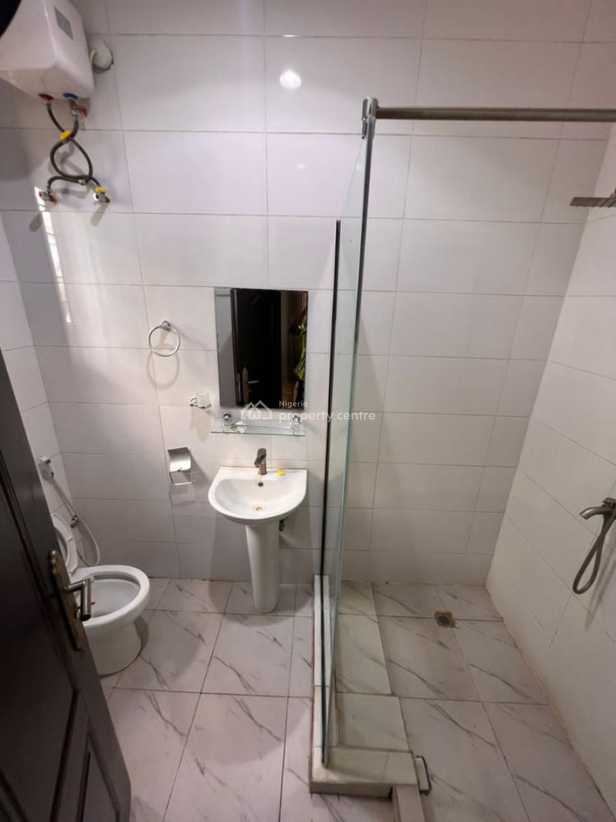 Luxury 3 Beds Flat Apartment, Gilmore, Jahi, Abuja, Flat / Apartment for Rent