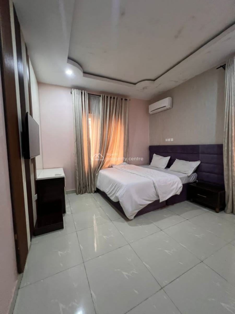 Luxury 3 Beds Flat Apartment, Gilmore, Jahi, Abuja, Flat / Apartment for Rent