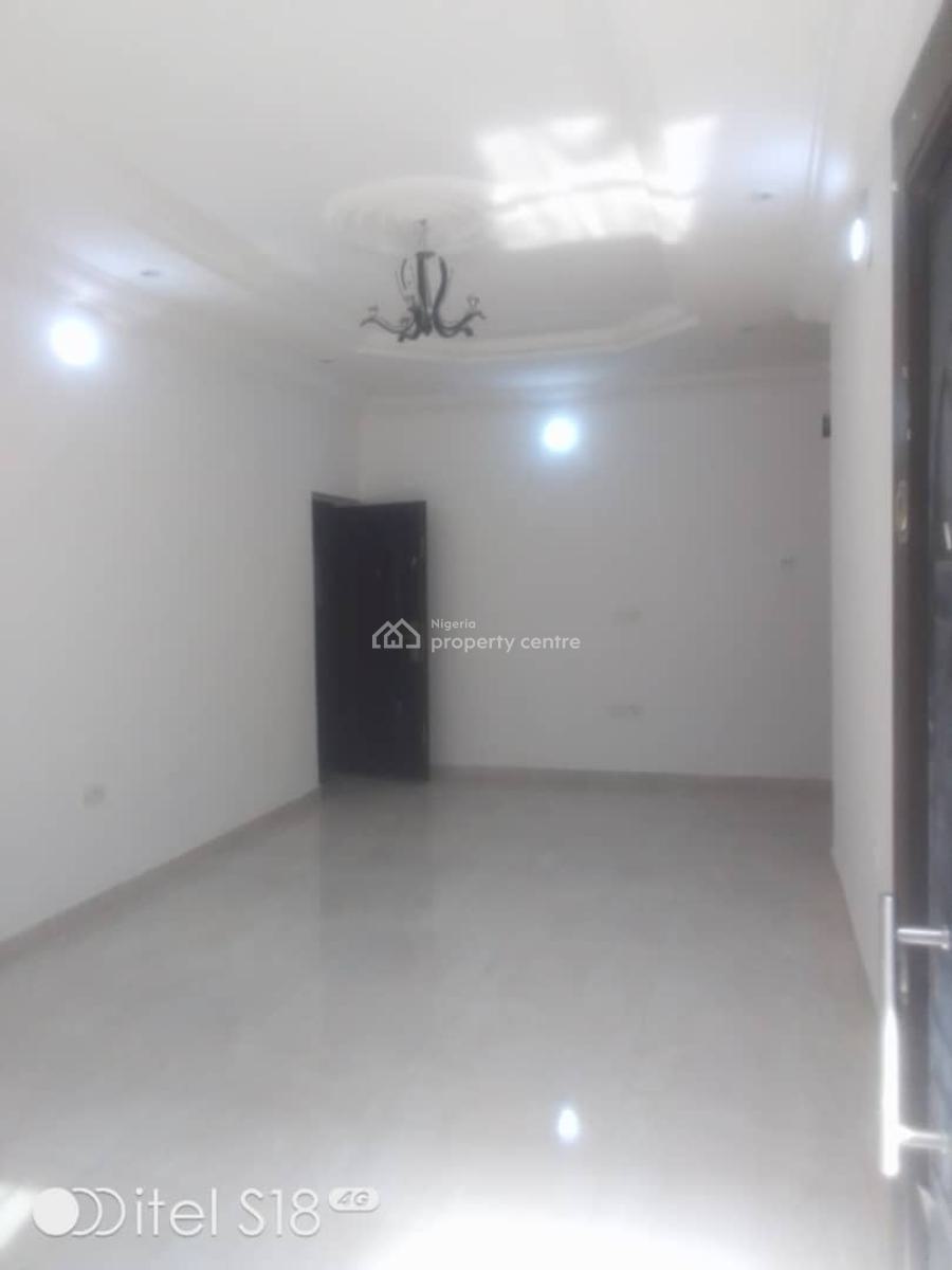Luxury and Neat 3 Bedroom Apartment in a Secured Estate, University View Estate, Sangotedo, Ajah, Lagos, Flat / Apartment for Rent