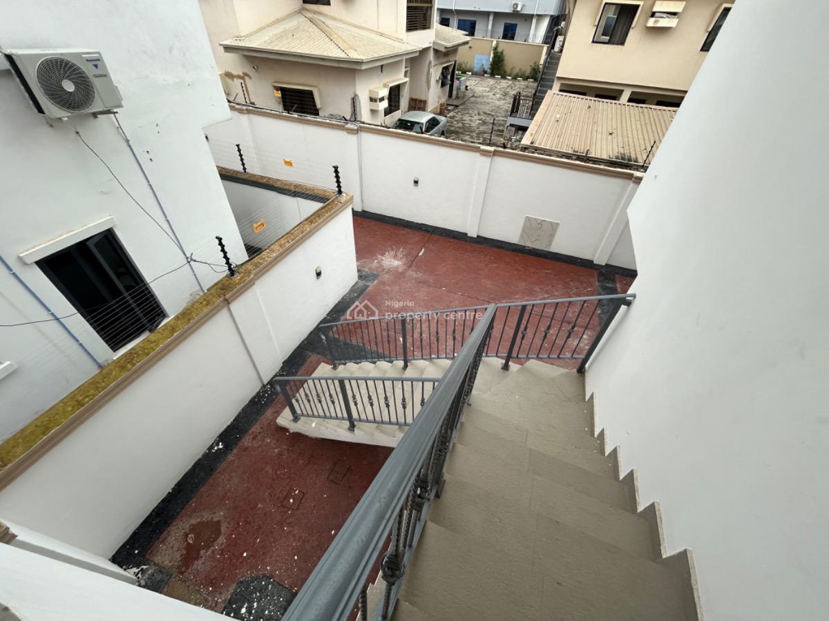 4 Bedroom Duplex with Two Units of a Room & Parlor and 1 Bq on Ground, Gra Phase 2, Magodo, Lagos, Detached Duplex for Sale