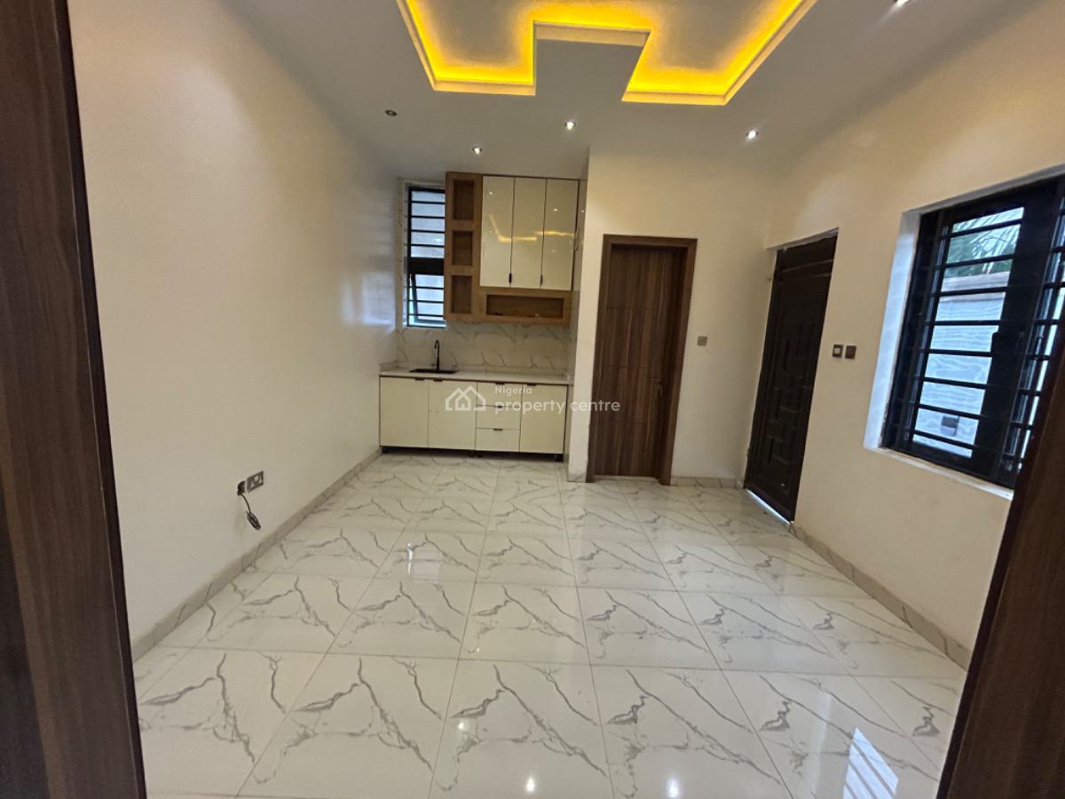 4 Bedroom Duplex with Two Units of a Room & Parlor and 1 Bq on Ground, Gra Phase 2, Magodo, Lagos, Detached Duplex for Sale
