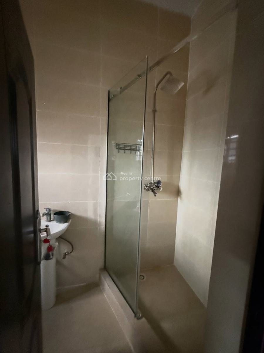 Well Built 2 Beds Flat Apartment, Gilmore, Jahi, Abuja, Flat / Apartment for Rent