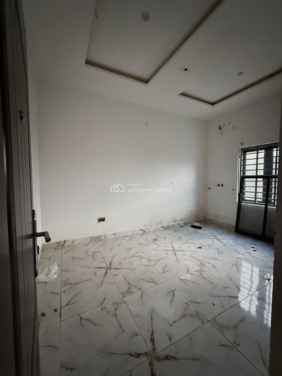 Well Built 2 Beds Flat Apartment, Gilmore, Jahi, Abuja, Flat / Apartment for Rent