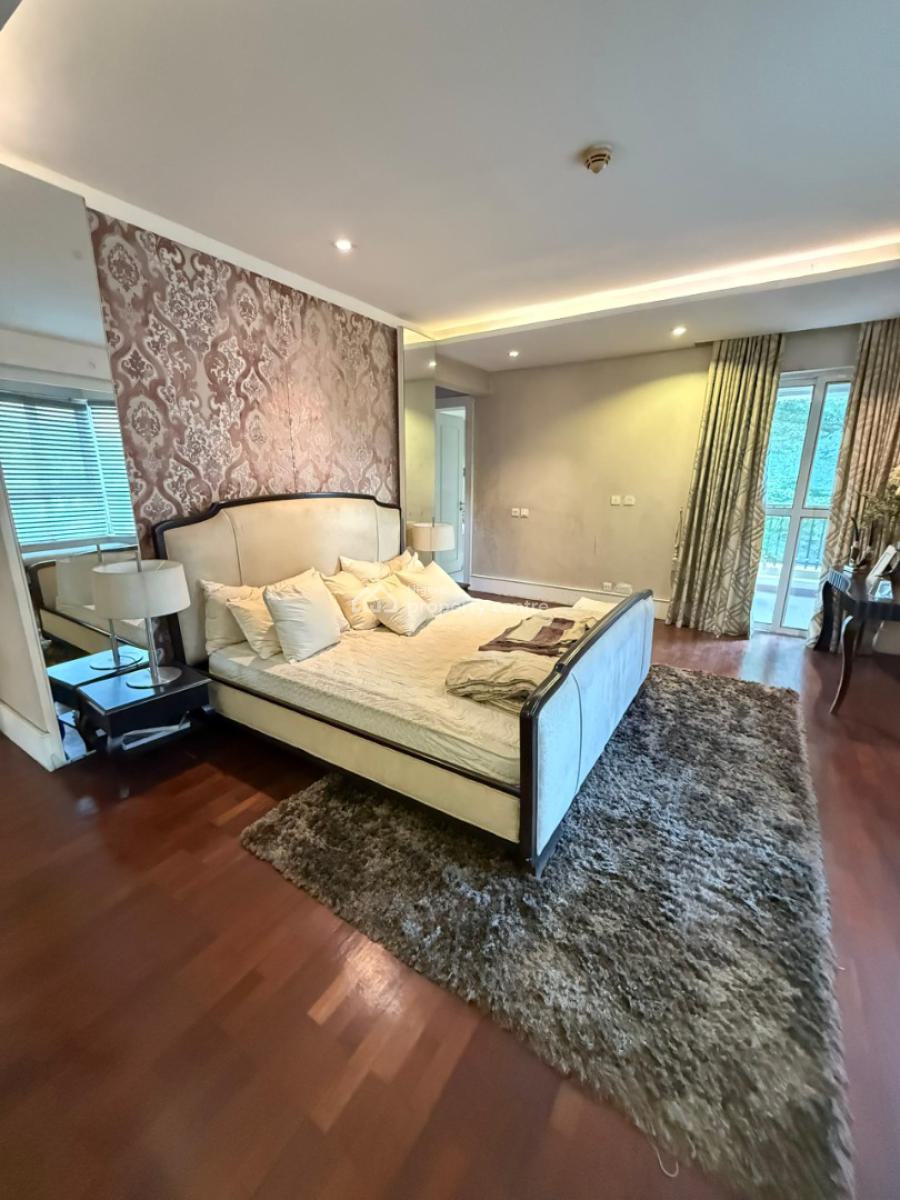 Well Maintained Furnished 4 Bedroom Apartment with Pool, Old Ikoyi, Ikoyi, Lagos, Flat / Apartment for Rent