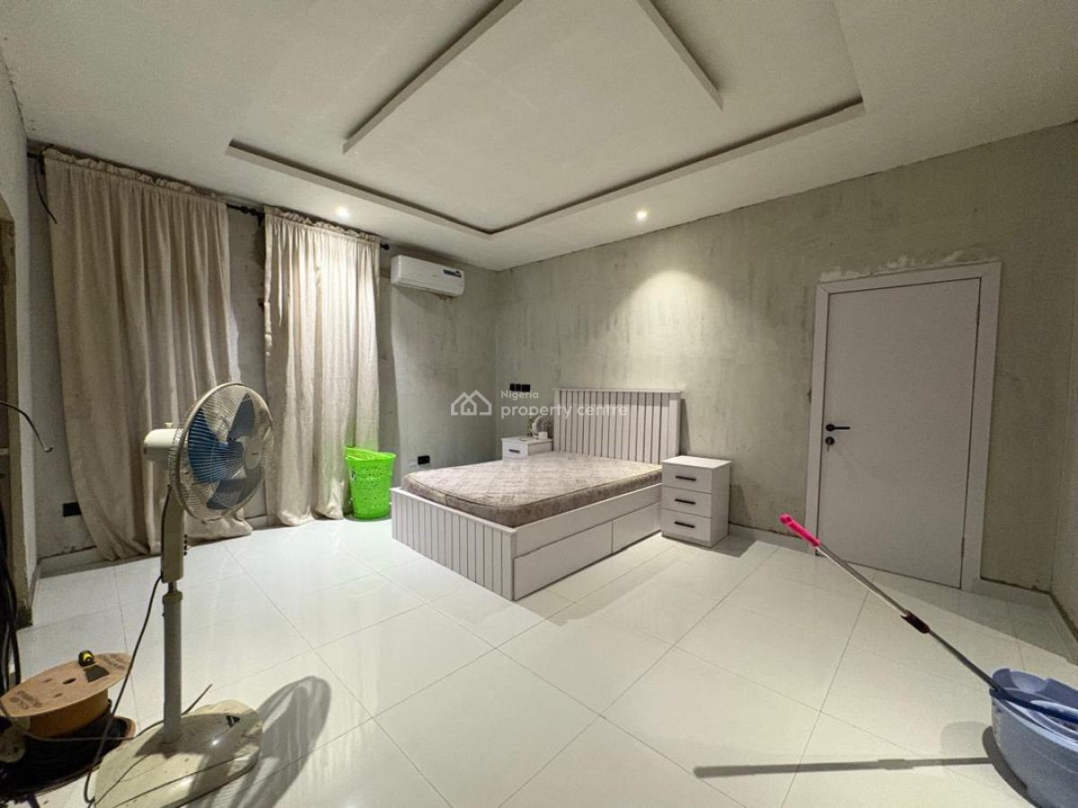 4 Bedrooms Semi Detached House, Off Olufemi Olatunji Osapa London, Osapa, Lekki, Lagos, Semi-detached Duplex for Sale