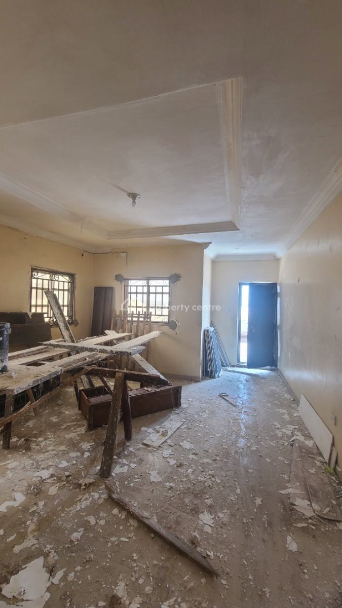 Renovated 4 Bedroom Duplex, New Road, Lekki, Lagos, Detached Duplex for Rent