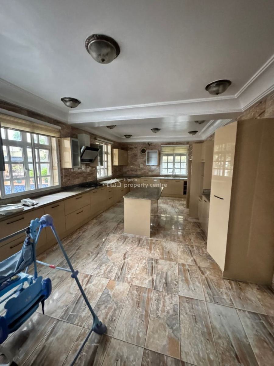 Luxurious 5 Bedroom Fully Detached Service Duplex,2 Room Bq,chalet,pool, Maitama District, Abuja, Detached Duplex for Rent