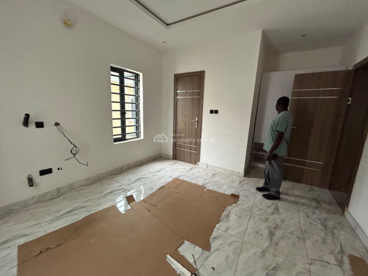 Very Spacious 5 Bedroom Detached Duplex with Bq, Gra Phase 2, Magodo, Lagos, Detached Duplex for Sale