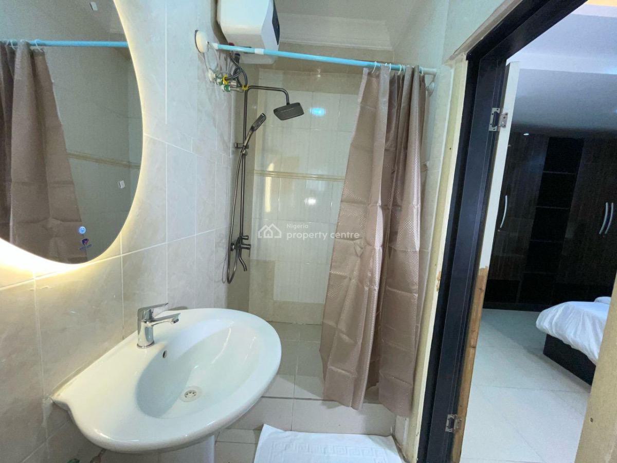 Luxury 2bedrooms Apartments with Great Amenities, Ayorosiji Crescent Ikeja Gra, Ikeja Gra, Ikeja, Lagos, Flat / Apartment Short Let