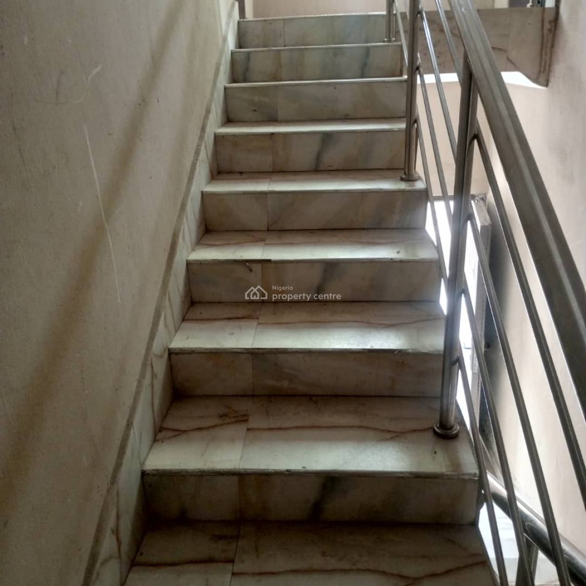 Spacious and Neat 3 Bedroom Apartment in a Secured Estate, Ocean Palm Estate, Sangotedo, Ajah, Lagos, Flat / Apartment for Rent