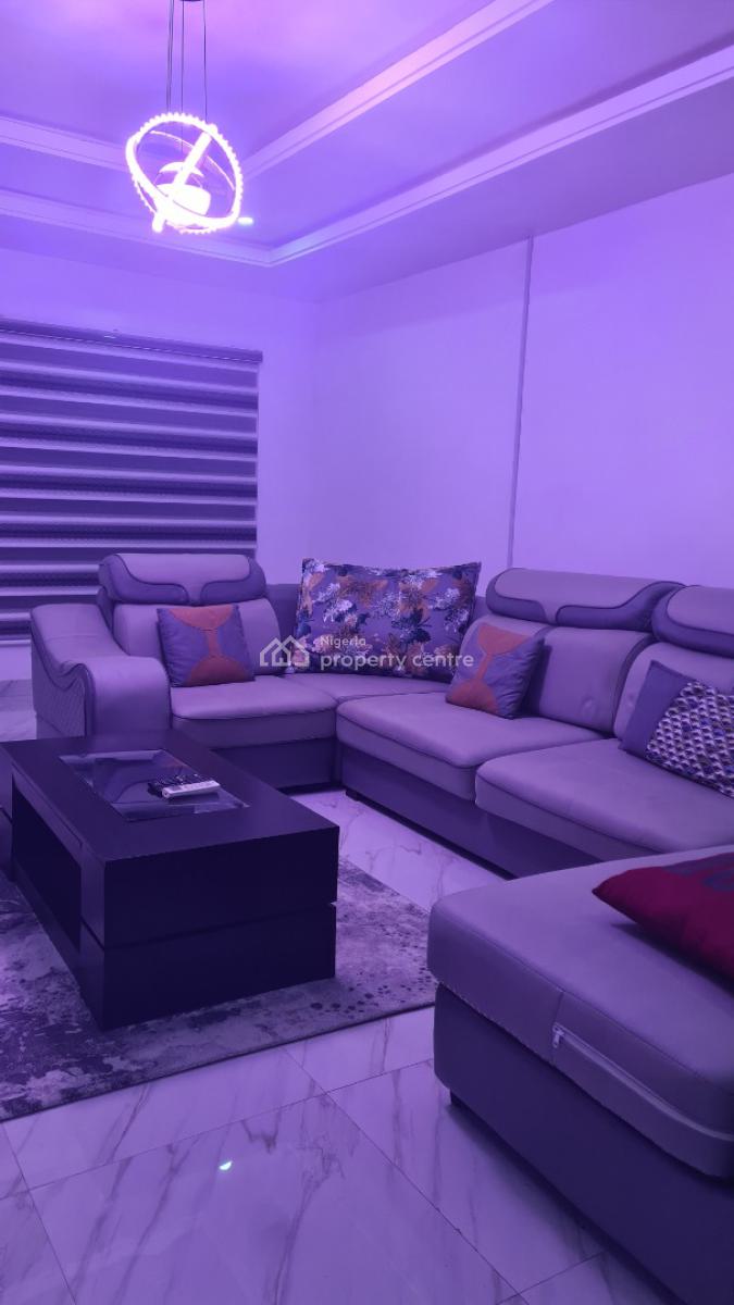 Luxurious 3-bedroom Apartment, Afra Estate, Olutoye Crescent, Adeniyi Jones, Adeniyi Jones, Ikeja, Lagos, Flat / Apartment Short Let