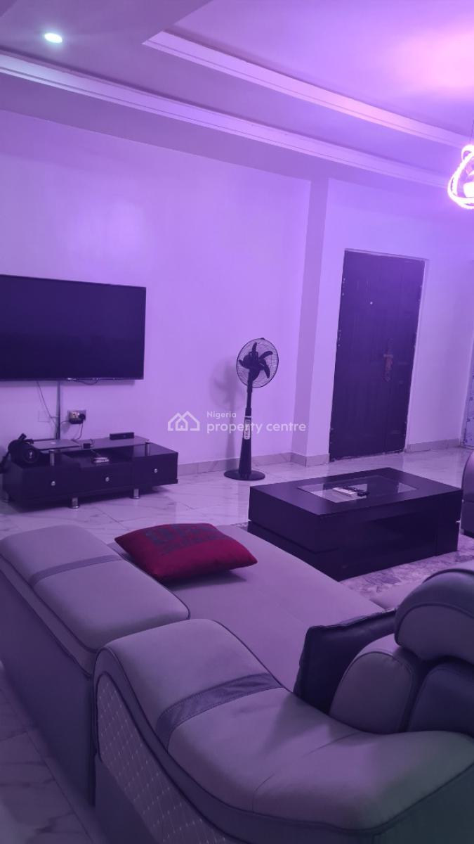Luxurious 3-bedroom Apartment, Afra Estate, Olutoye Crescent, Adeniyi Jones, Adeniyi Jones, Ikeja, Lagos, Flat / Apartment Short Let