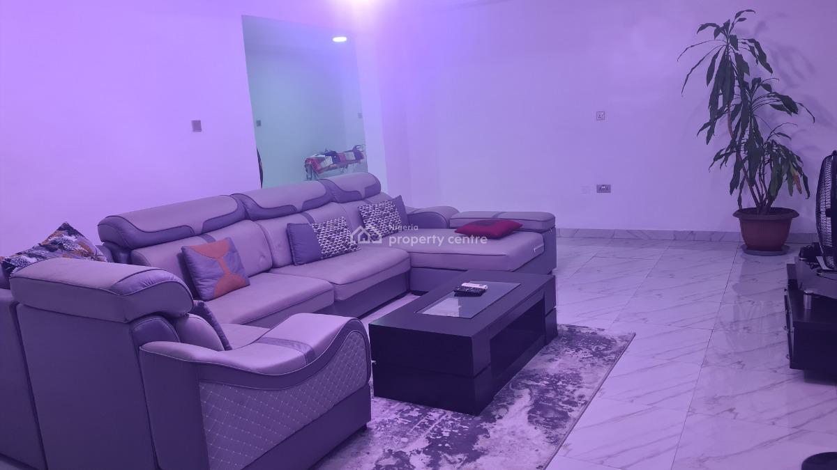 Luxurious 3-bedroom Apartment, Afra Estate, Olutoye Crescent, Adeniyi Jones, Adeniyi Jones, Ikeja, Lagos, Flat / Apartment Short Let