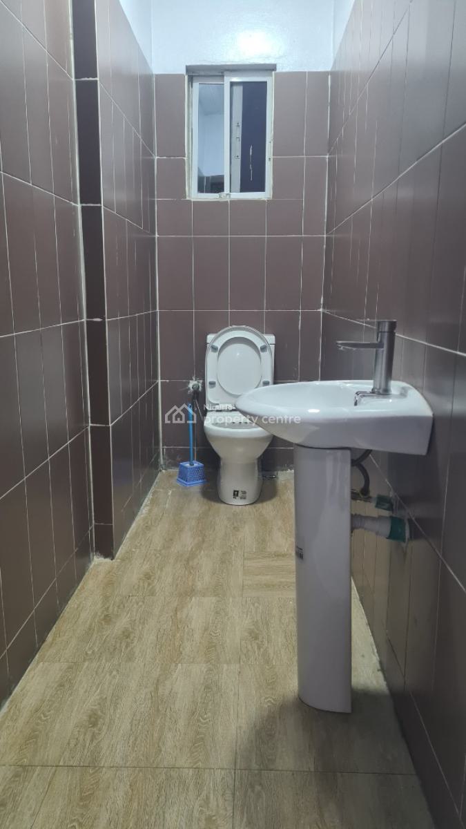 Luxurious 3-bedroom Apartment, Afra Estate, Olutoye Crescent, Adeniyi Jones, Adeniyi Jones, Ikeja, Lagos, Flat / Apartment Short Let