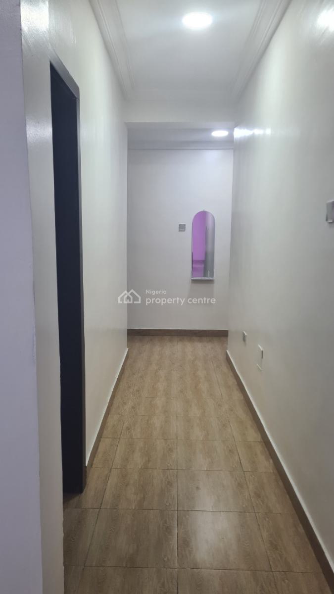 Luxurious 3-bedroom Apartment, Afra Estate, Olutoye Crescent, Adeniyi Jones, Adeniyi Jones, Ikeja, Lagos, Flat / Apartment Short Let