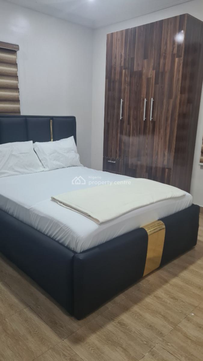 Luxurious 3-bedroom Apartment, Afra Estate, Olutoye Crescent, Adeniyi Jones, Adeniyi Jones, Ikeja, Lagos, Flat / Apartment Short Let