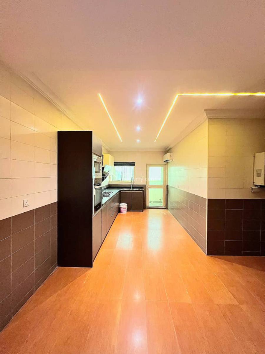 Partly Furnished 3 Bedroom Apartment with Bq, Oniru, Victoria Island (vi), Lagos, Flat / Apartment for Sale