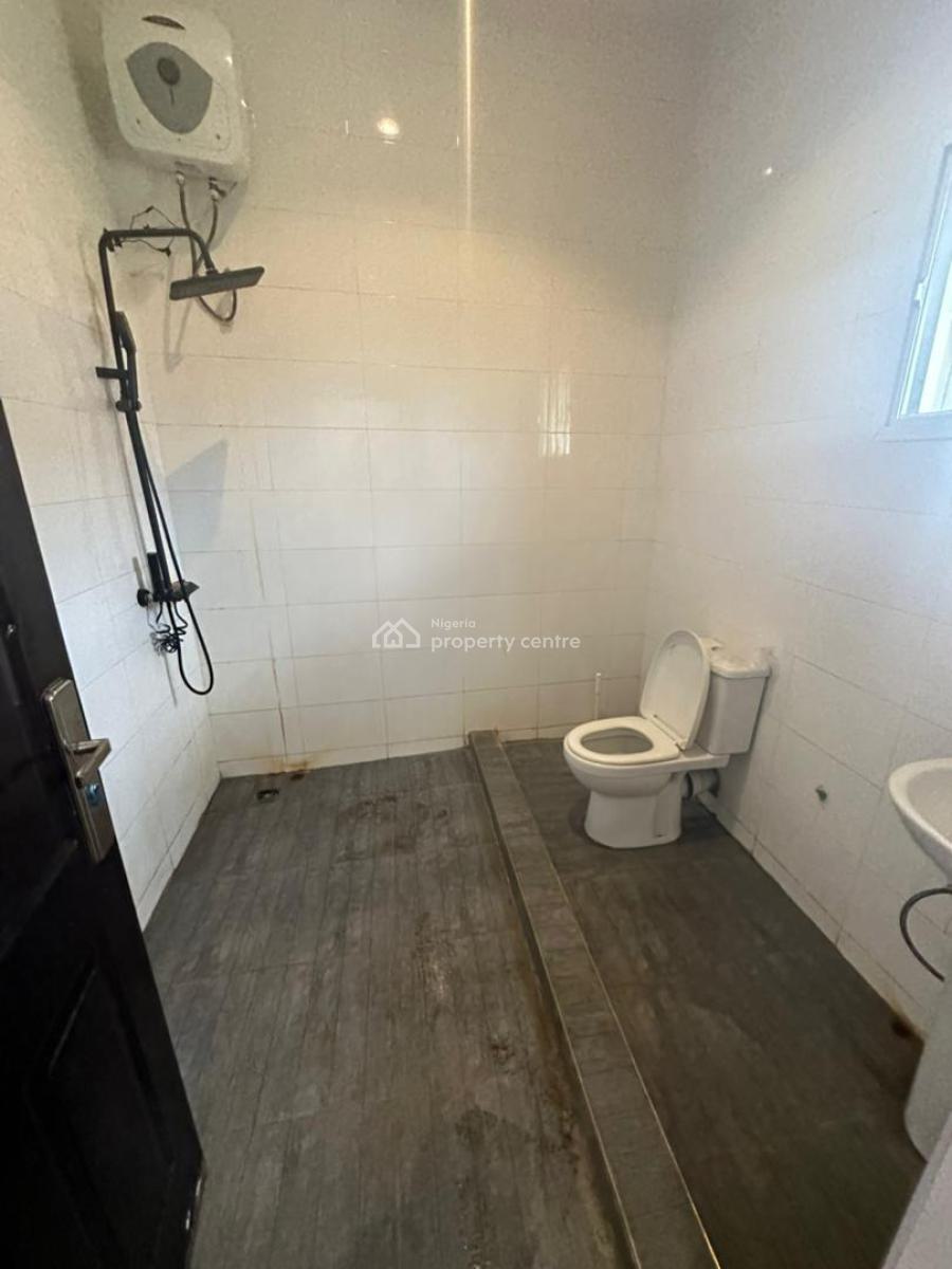 Well Finished 2 Bedrooms Flat, Gwarinpa Extension, Gwarinpa, Abuja, Flat / Apartment for Rent