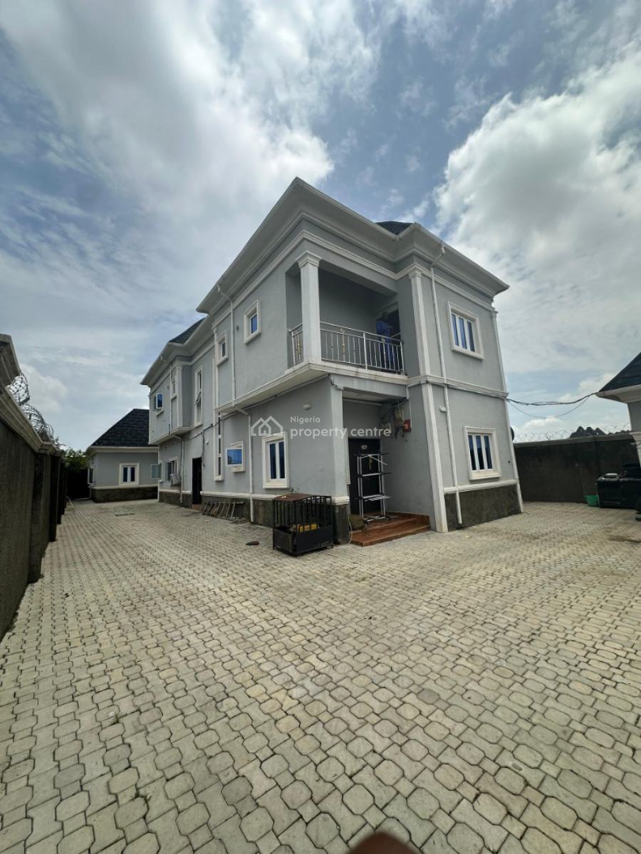 Well Finished 2 Bedrooms Flat, Gwarinpa Extension, Gwarinpa, Abuja, Flat / Apartment for Rent