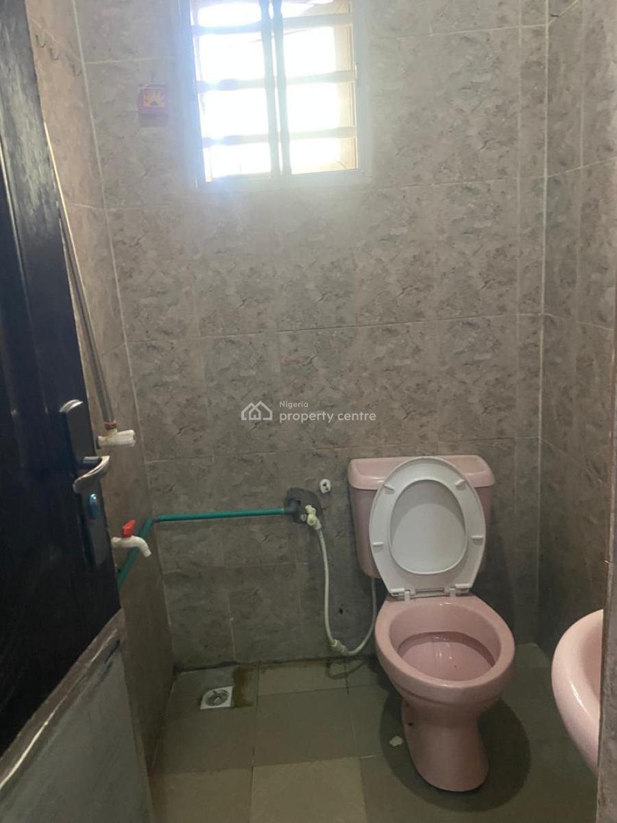 Lovely Mini Flat, Magodo - Isheri, Gra Phase 1, Magodo, Lagos, Mini Flat (room and Parlour) for Rent