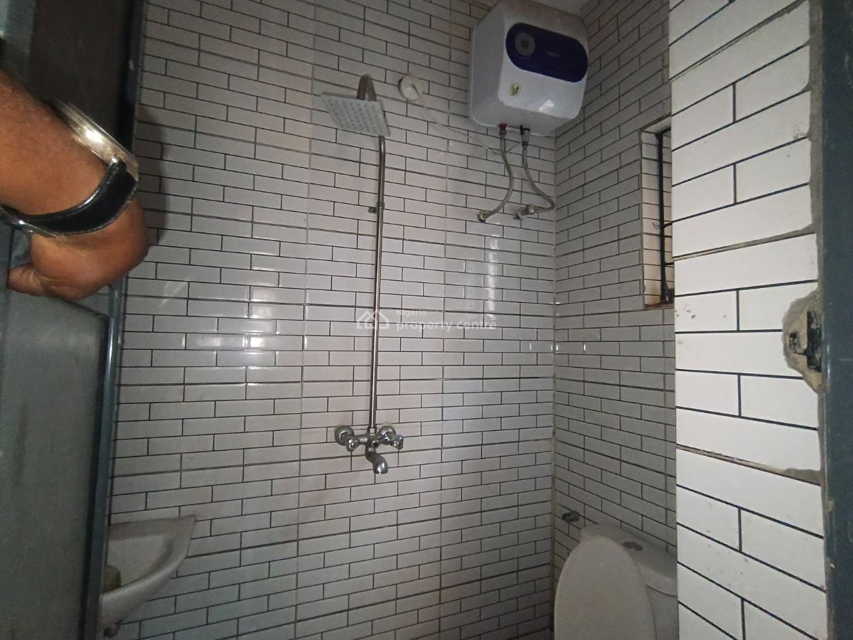2 Bedrooms Flat, Itamaga, Ikorodu, Lagos, Flat / Apartment for Rent