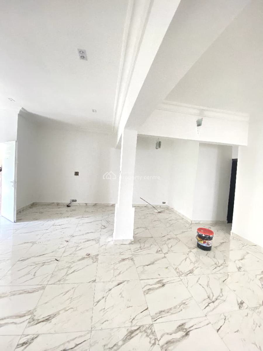 3 Bedrooms Apartment, Upstairs, in a Secured Estate, Parkview Estate, Ikoyi, Lagos, Flat / Apartment for Rent