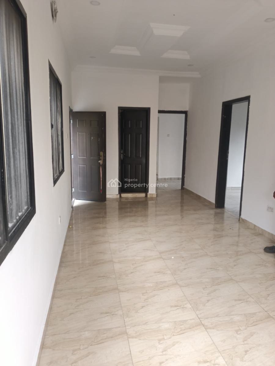 Standard and Clean 2 Bedrooms Apartment, Ado Road, Before The Roundabout, Ado, Ajah, Lagos, Flat / Apartment for Rent
