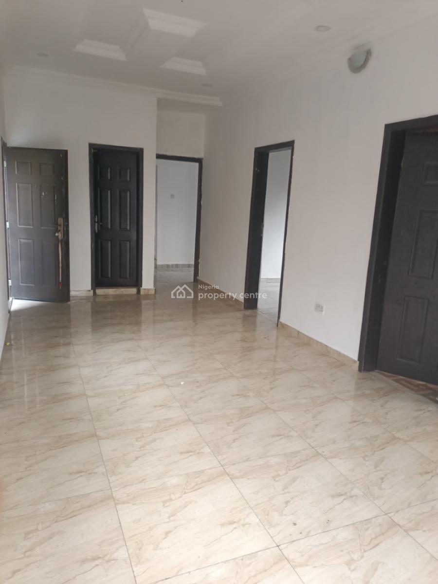 Standard and Clean 2 Bedrooms Apartment, Ado Road, Before The Roundabout, Ado, Ajah, Lagos, Flat / Apartment for Rent