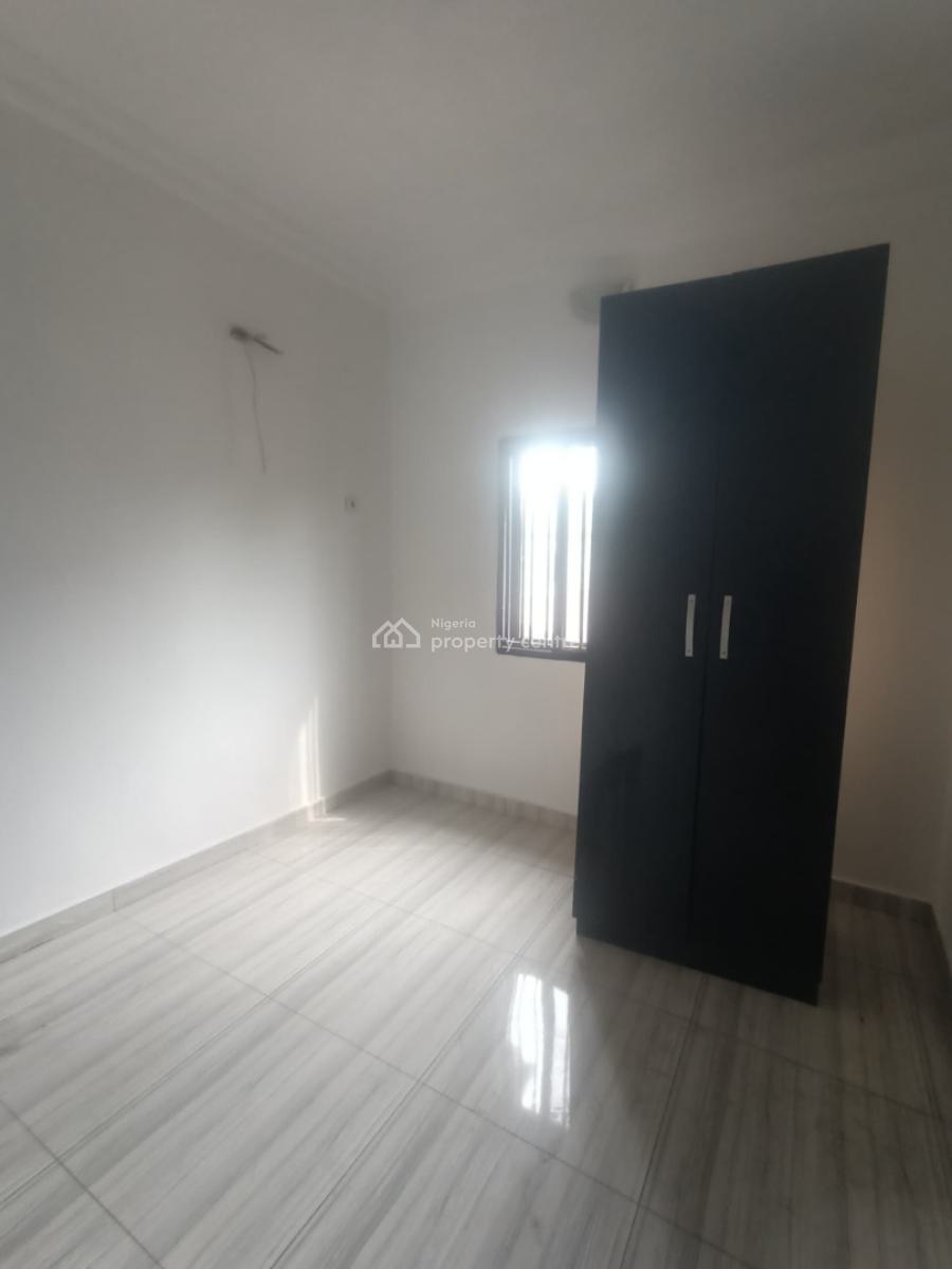 Standard and Clean 2 Bedrooms Apartment, Ado Road, Before The Roundabout, Ado, Ajah, Lagos, Flat / Apartment for Rent