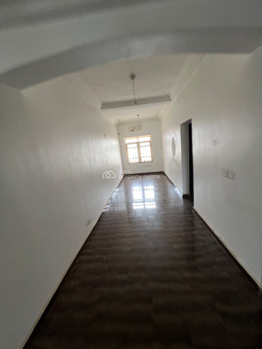 Spacious 3 Bedroom Flat, 2nd Floor, Tarred Rd, Wuye Main, Tarred Rd, Wuye, Abuja, Flat / Apartment for Rent