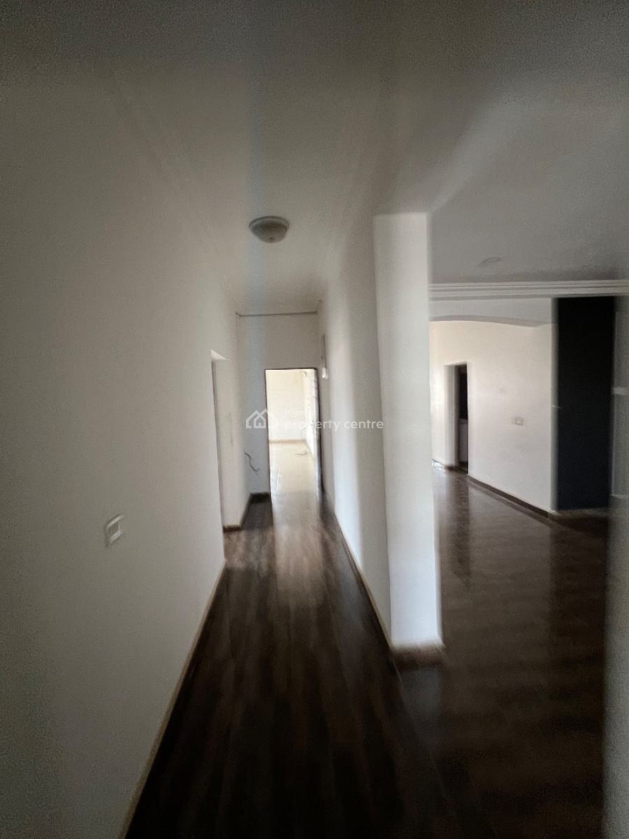 Spacious 3 Bedroom Flat, 2nd Floor, Tarred Rd, Wuye Main, Tarred Rd, Wuye, Abuja, Flat / Apartment for Rent