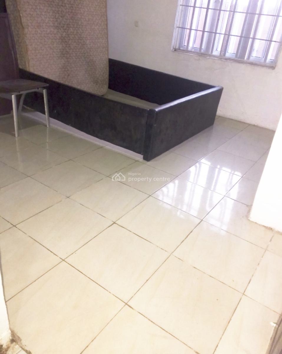 Nice and Standard 3 Bedrooms Flat, Onishon, Lakowe Area, Ajah, Lagos, Flat / Apartment for Rent