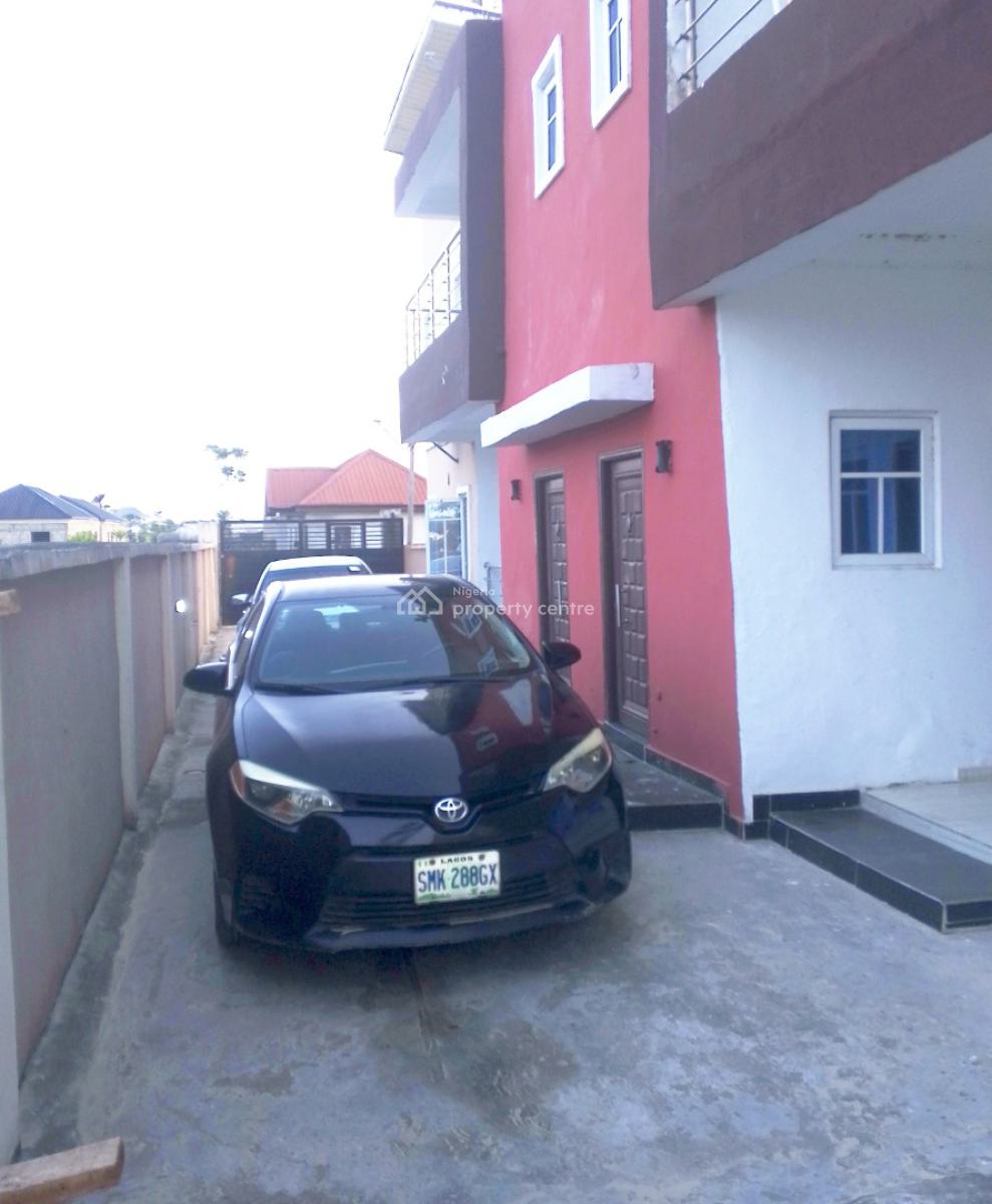 Nice and Standard 3 Bedrooms Flat, Onishon, Lakowe Area, Ajah, Lagos, Flat / Apartment for Rent