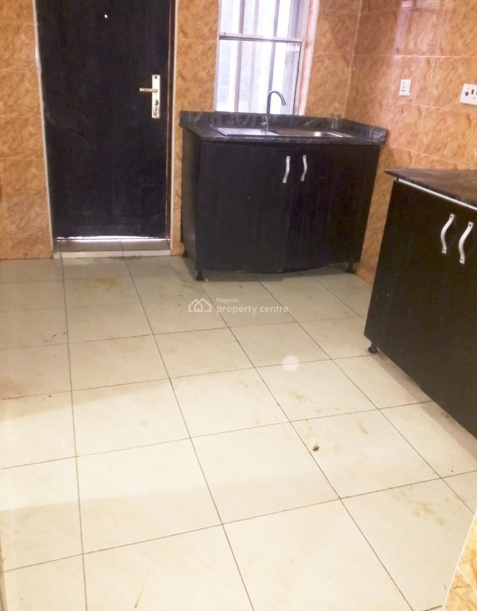 Nice and Standard 3 Bedrooms Flat, Onishon, Lakowe Area, Ajah, Lagos, Flat / Apartment for Rent