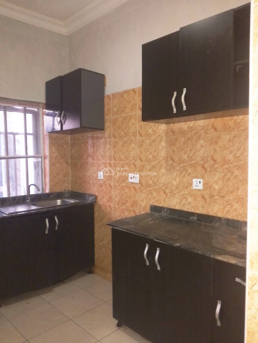 Nice and Standard 3 Bedrooms Flat, Onishon, Lakowe Area, Ajah, Lagos, Flat / Apartment for Rent