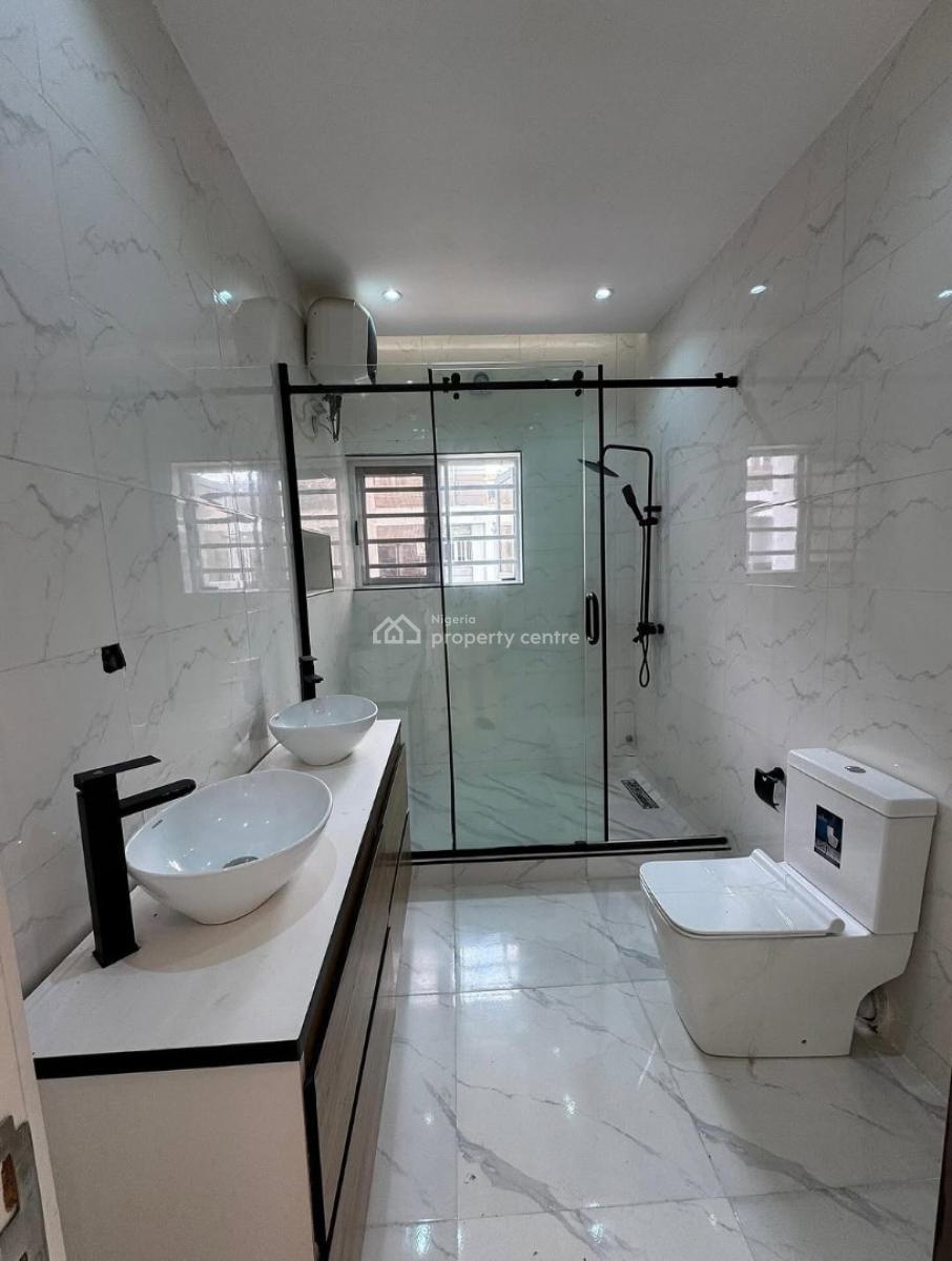 Beautiful 4-bedroom Terrace with a Bq, Lekki Phase 1, Lekki, Lagos, Terraced Duplex for Rent