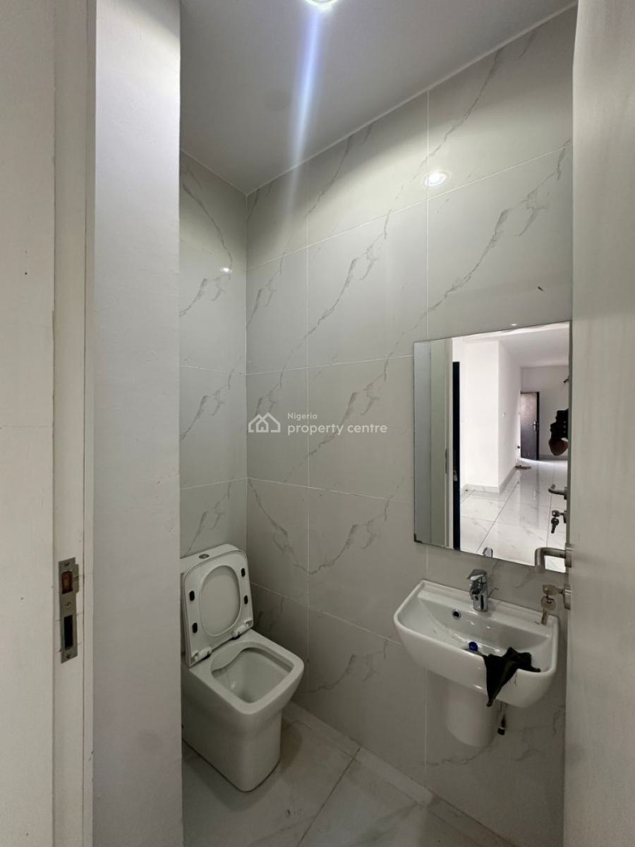 Newly Built 3 Bedroom Apartment on The 2nd Floor with Bq, Lekki Phase 1, Lekki, Lagos, Flat / Apartment for Rent